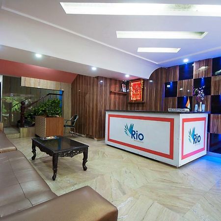 Hotel Apra Inn นิวเดลี ภายนอก รูปภาพ