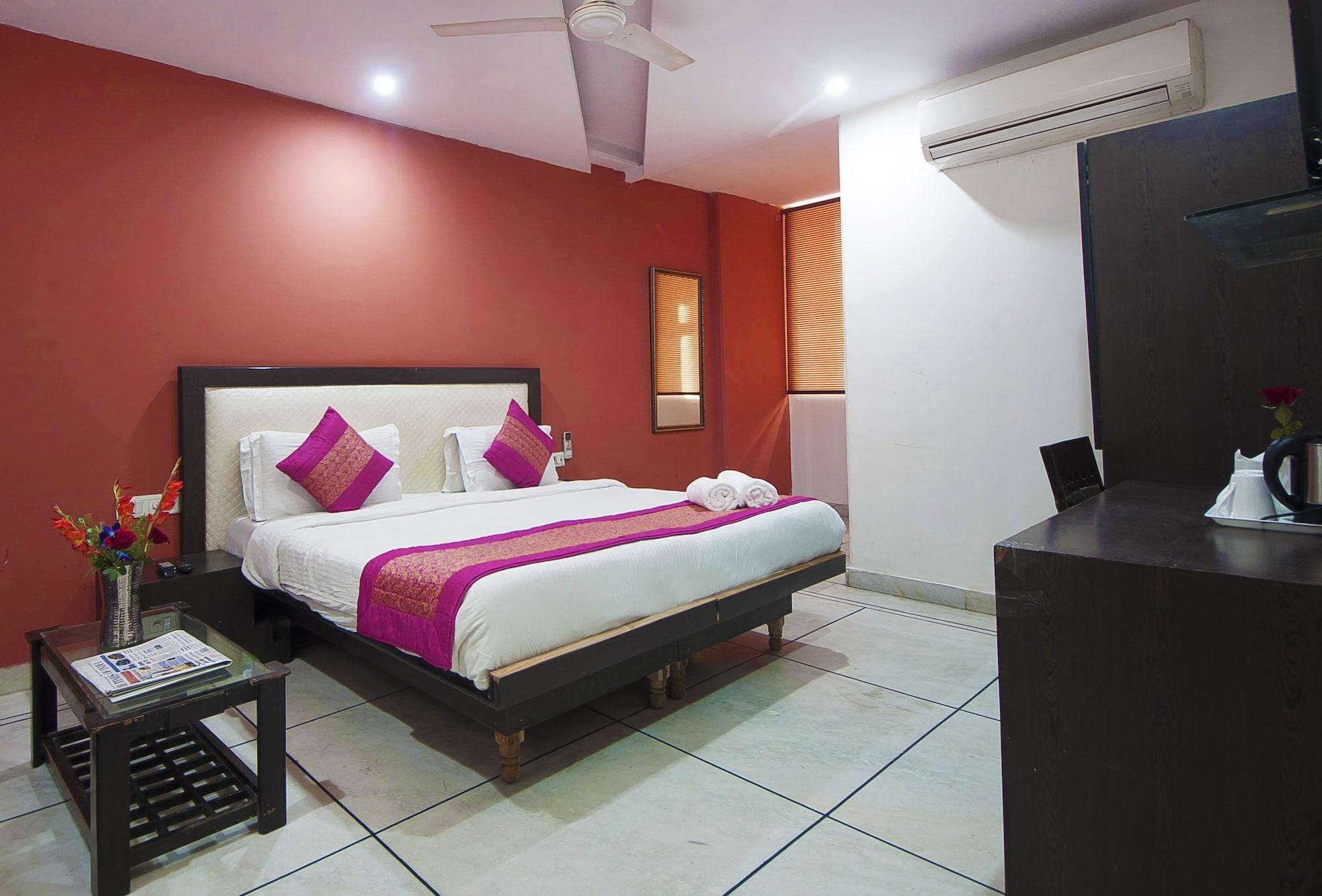 Hotel Apra Inn นิวเดลี ภายนอก รูปภาพ