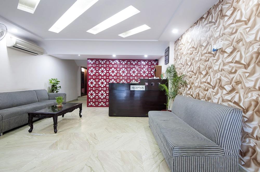 Hotel Apra Inn นิวเดลี ภายนอก รูปภาพ