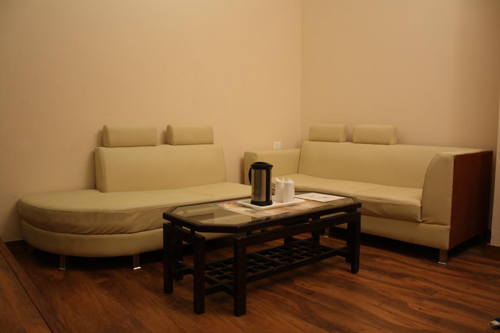 Hotel Apra Inn นิวเดลี ห้อง รูปภาพ